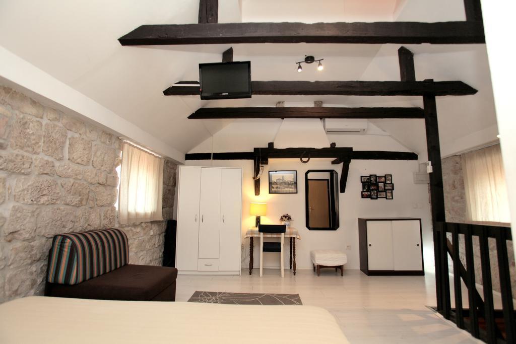 Apartment Tragurium Трогир Екстериор снимка