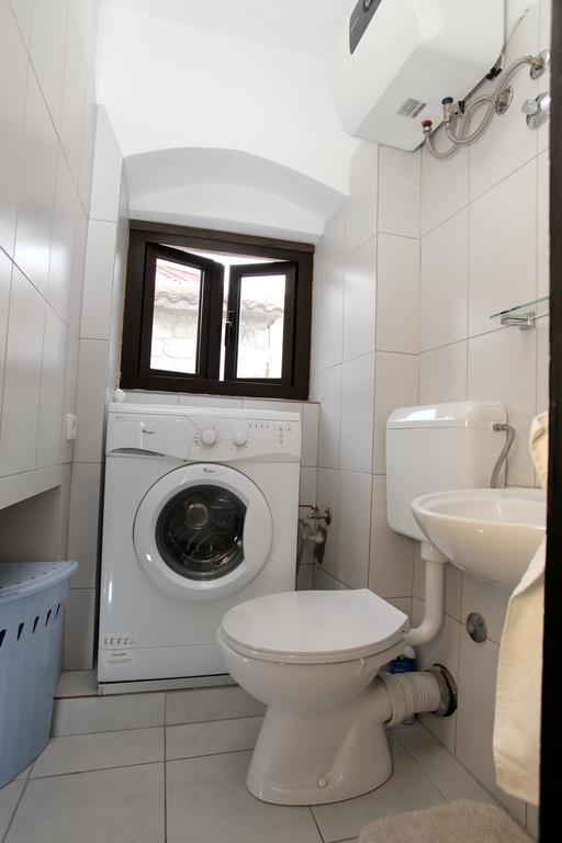 Apartment Tragurium Трогир Екстериор снимка